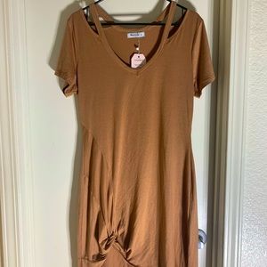 NWT Brown T-shirt dress